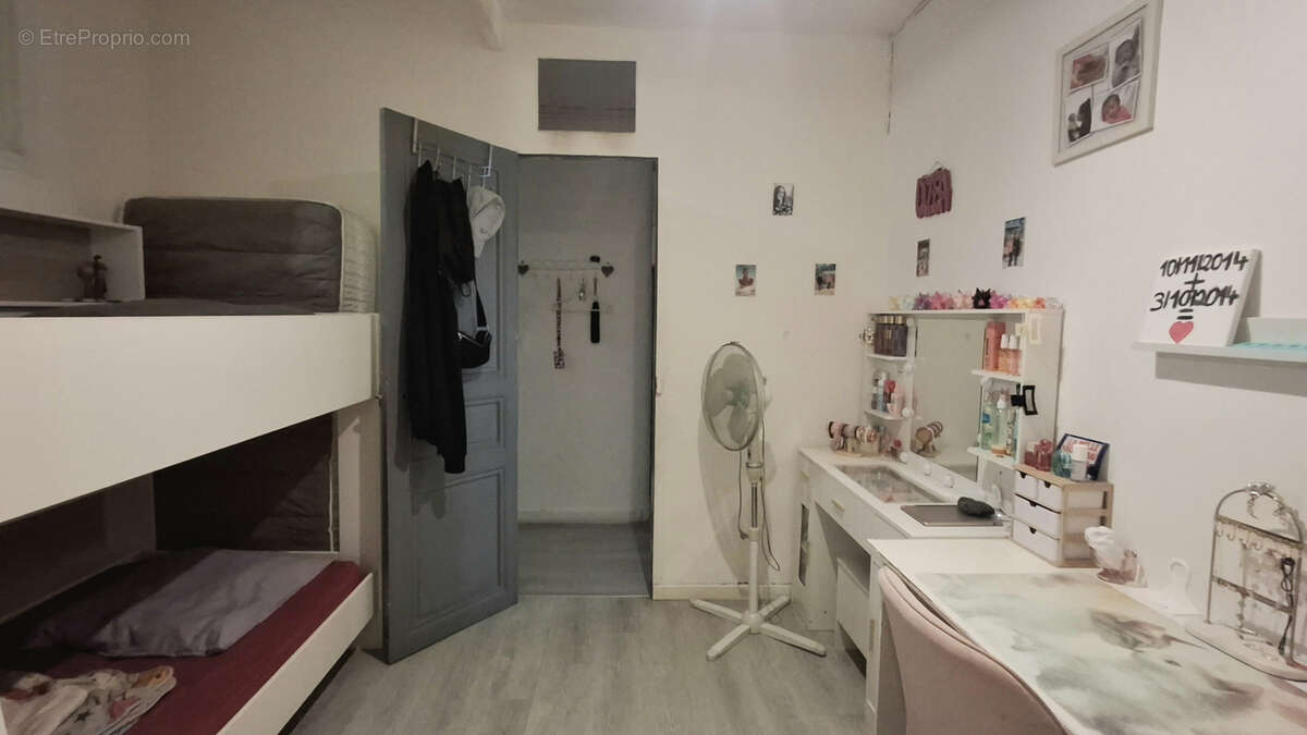 Appartement T3 avec cour privative - photo 5