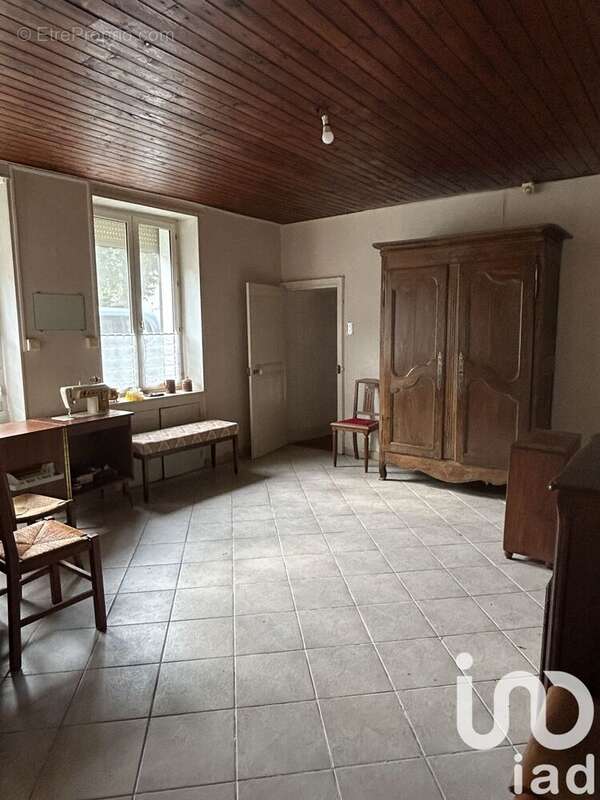Photo 6 - Maison à LEVET