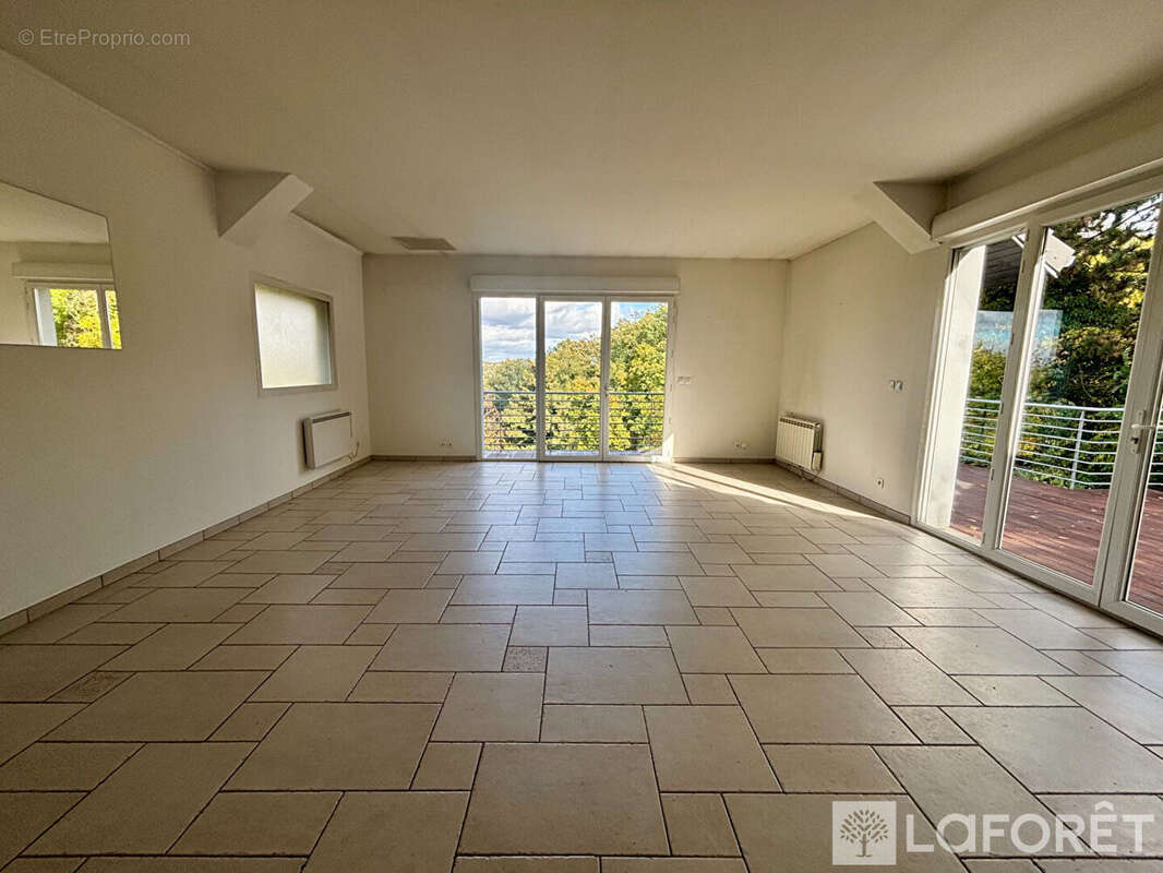 Maison à VILLEBON-SUR-YVETTE