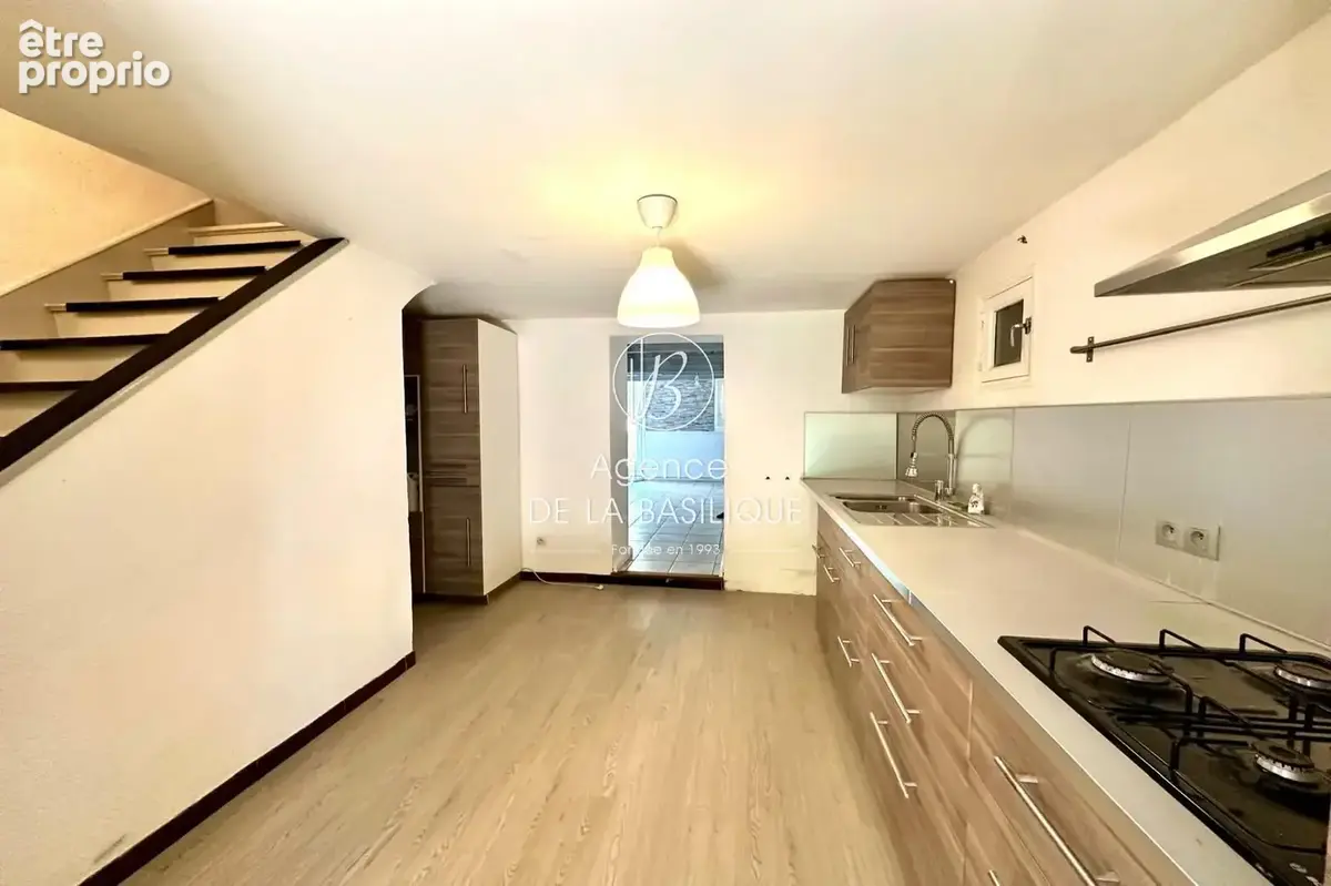 Maison 3 pièces 68 m² à vendre à Saint-Maximin-La-Sainte-Baume (83470) - photo 4