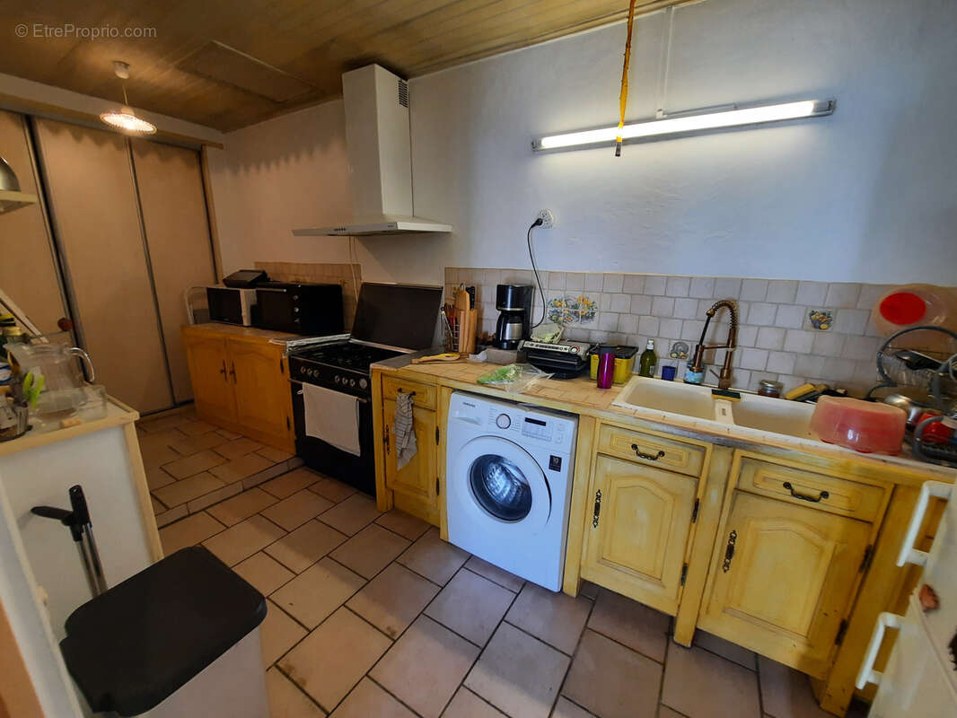 Maison de bourg 193 m2 + dépendance et jardin - photo 6