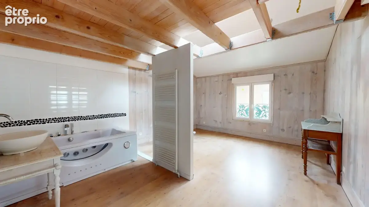 Appartement /maison plein centre ville - photo 4