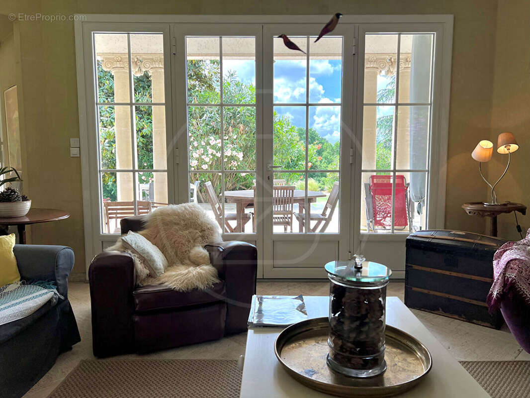 Maison à CARIGNAN-DE-BORDEAUX