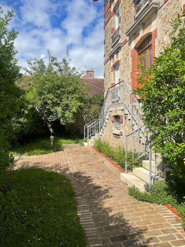 Appartement à COULOMMIERS