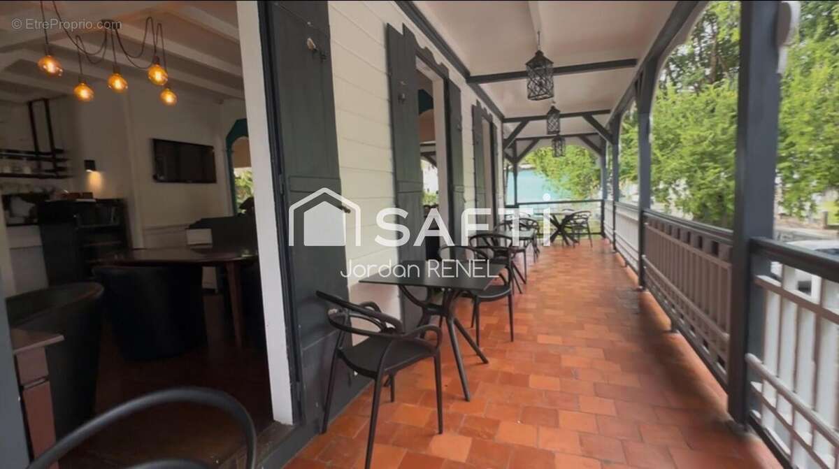 Photo 2 - Commerce à FORT-DE-FRANCE