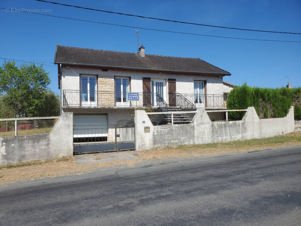 Maison à LA NOCLE-MAULAIX