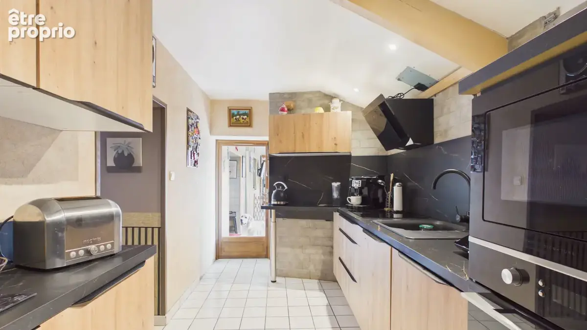 Ensemble immobilier en pierre avec gîte, maison principale, roulottes et piscine près de Cajarc - photo 22