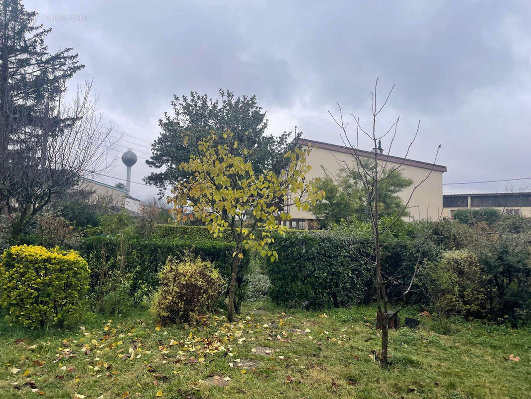 Maison à ECHIROLLES