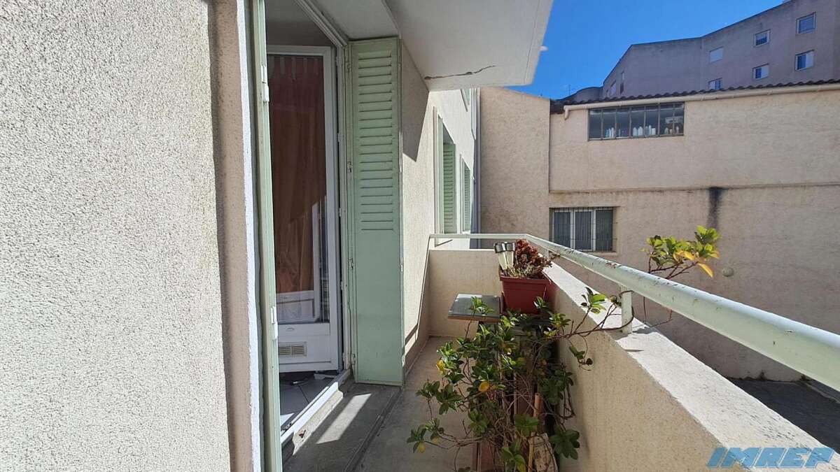 Appartement à MARSEILLE-9E
