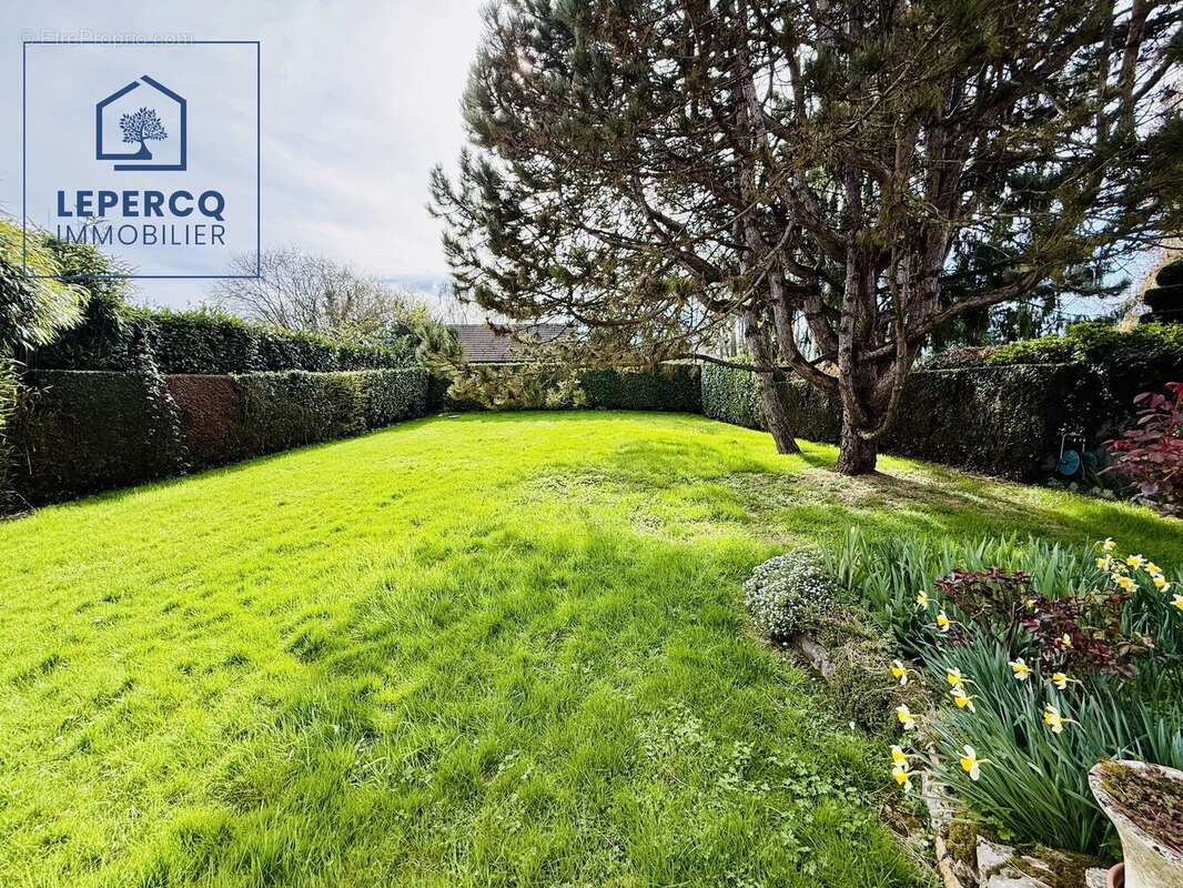 Maison à VILLERS-COTTERETS