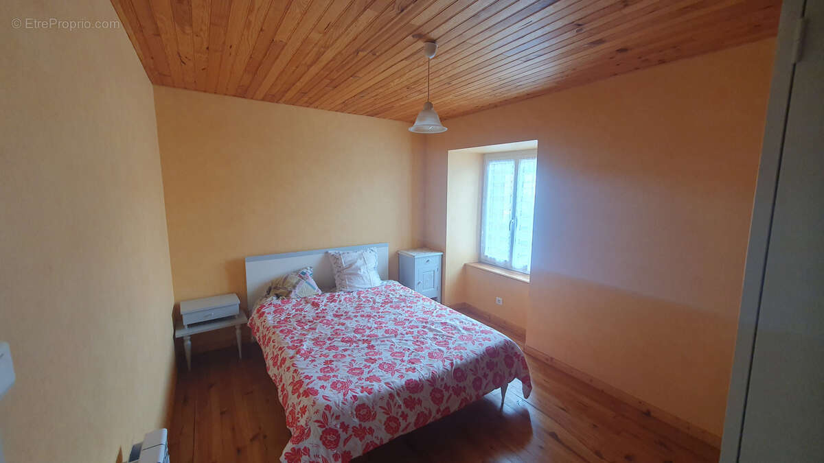 Maison en pierres mitoyenne - photo 9