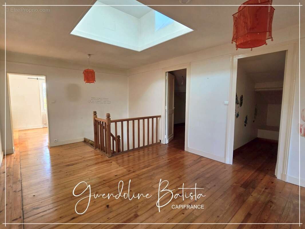 Maison Bourgeoise 240m² - 7 chambres - Terrain 7000m² avec piscine - photo 13