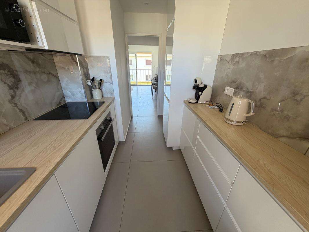 Appartement à SIX-FOURS-LES-PLAGES