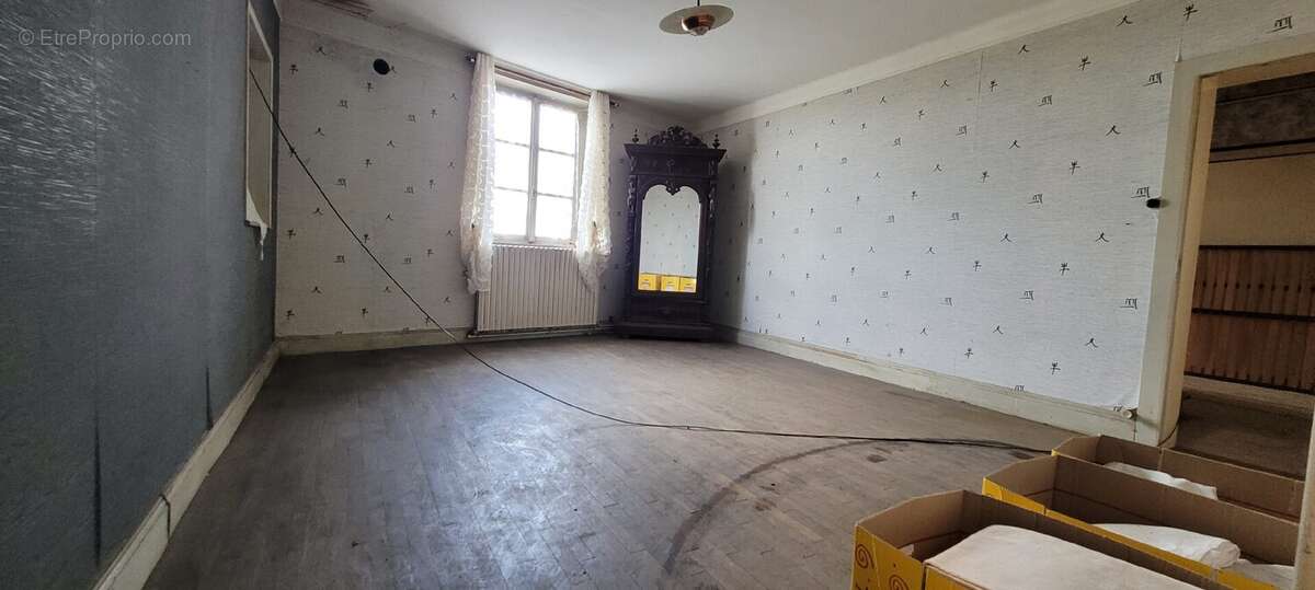 Maison à AMANCE