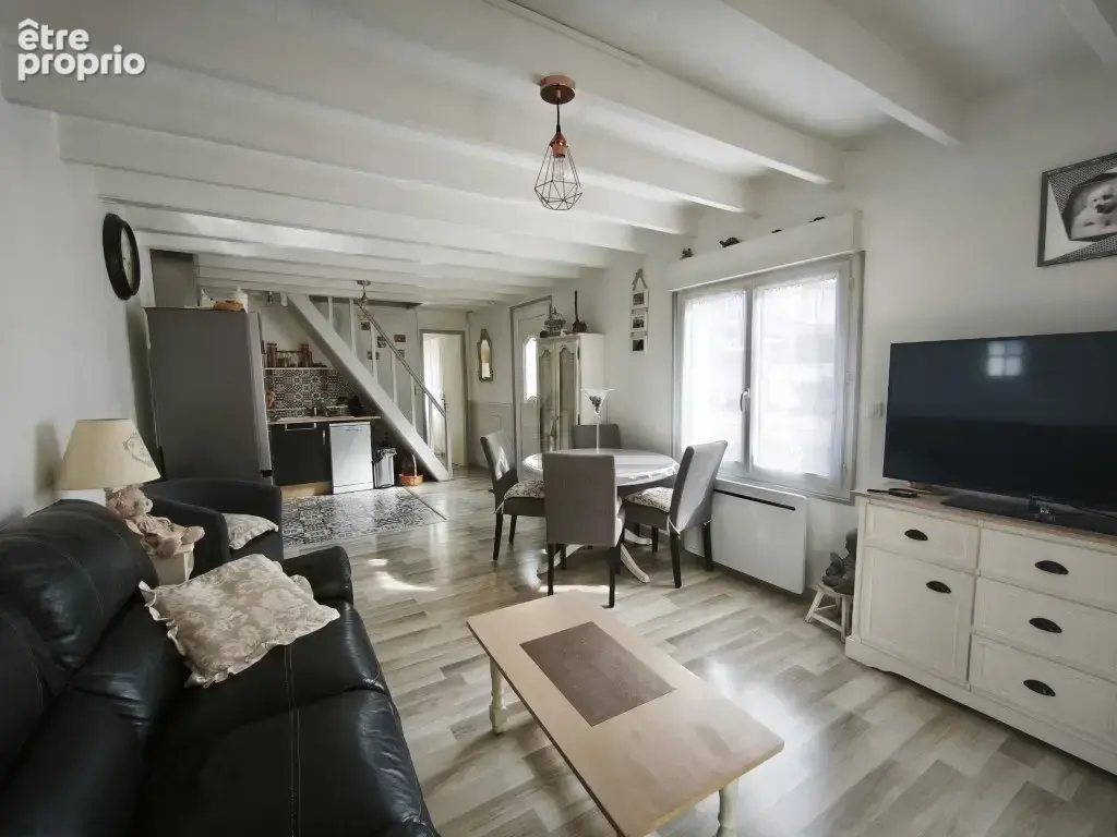 Maison 4 pièces 77 m² à vendre à Gemozac (17260) - photo 5
