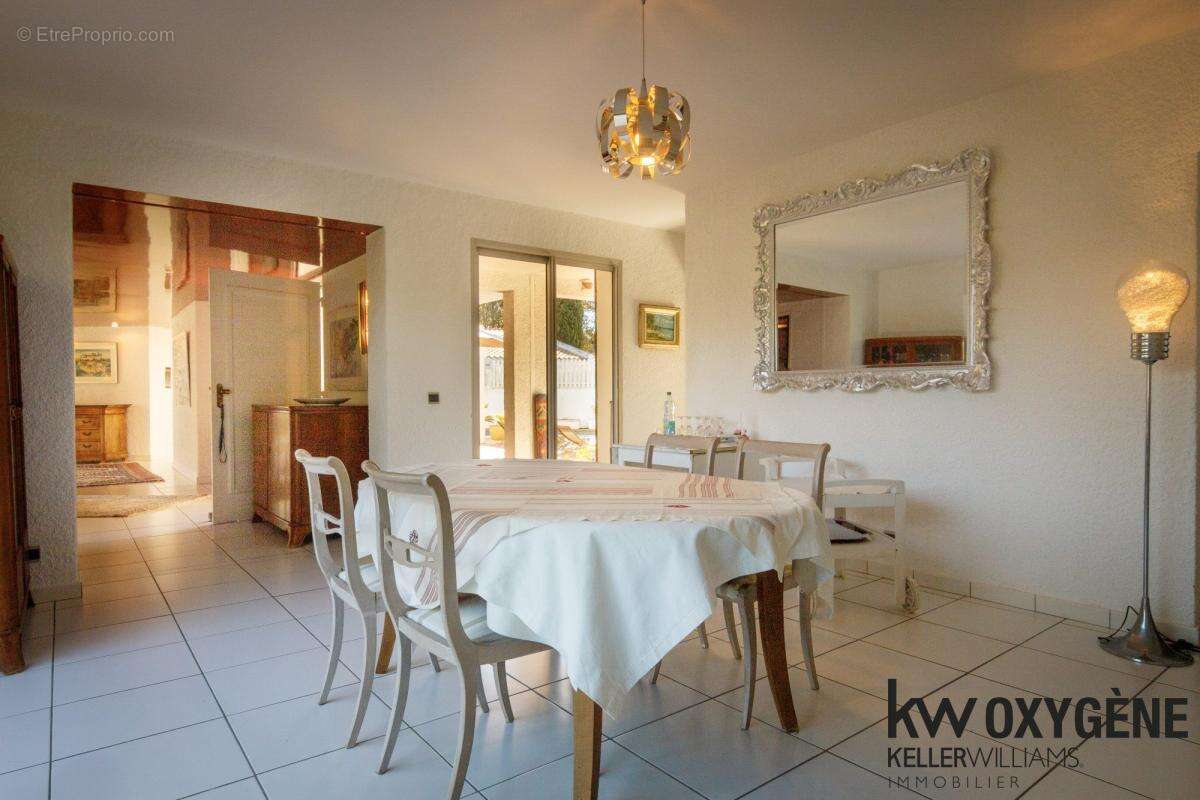 Maison à SAINT-CYPRIEN