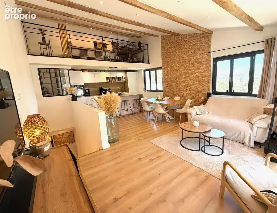 T4 de 110m2+ TERRASSE 20m2 / LES OLIVES 13013