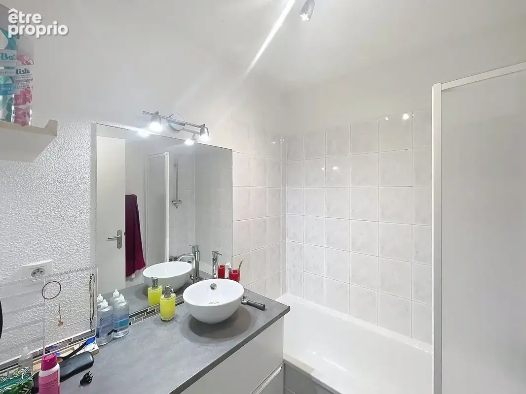 T3 54 m² colomiers pied métro ligne C, Terrasse et Parking privatif - photo 9