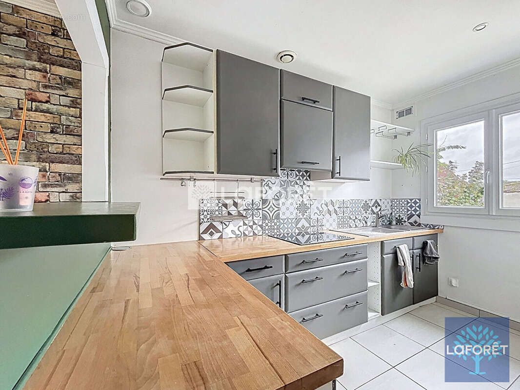 Maison à VIGNEUX-SUR-SEINE