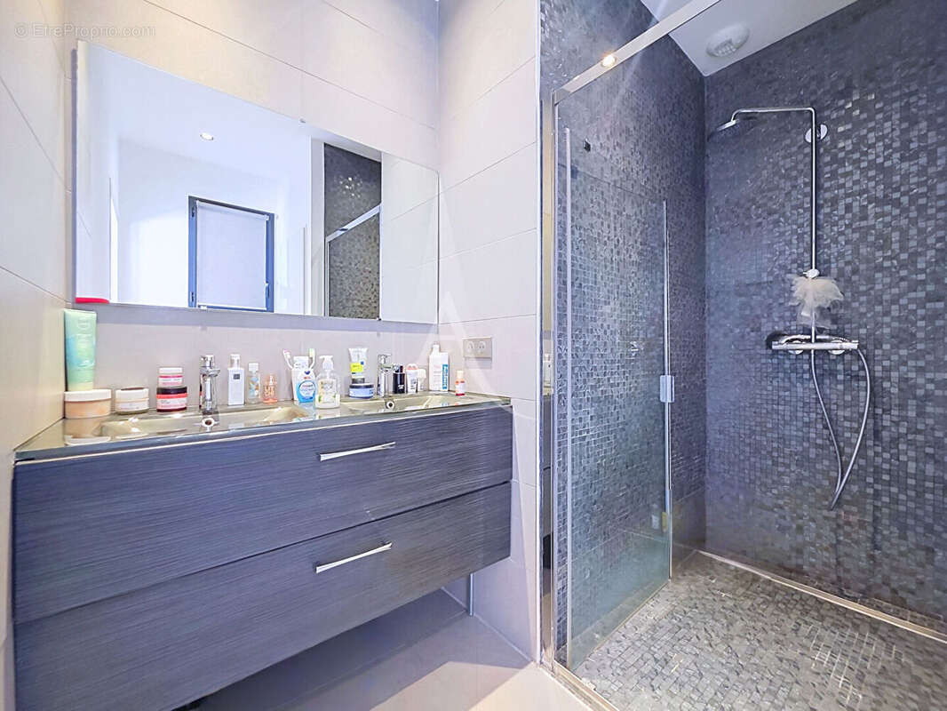 Exclusivite : mougins limite le guillet / maison neuve avec piscine et un terrain de 1217m² - photo 14
