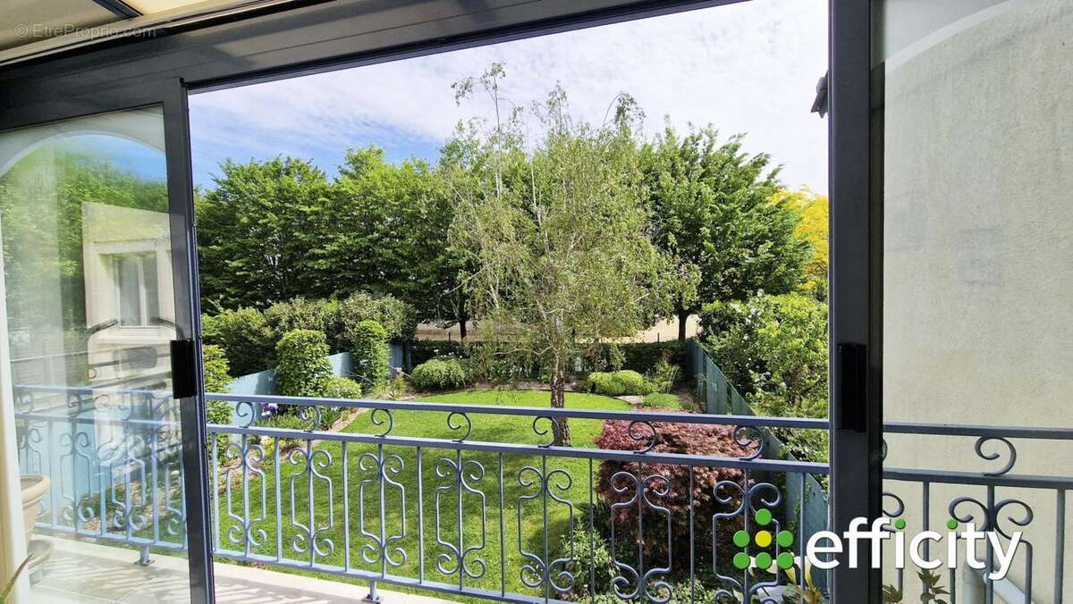 Maison à LES PONTS-DE-CE