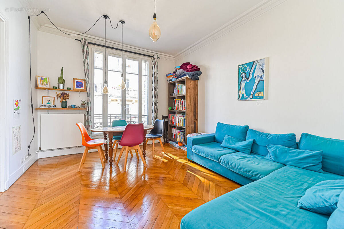 Appartement à PARIS-18E