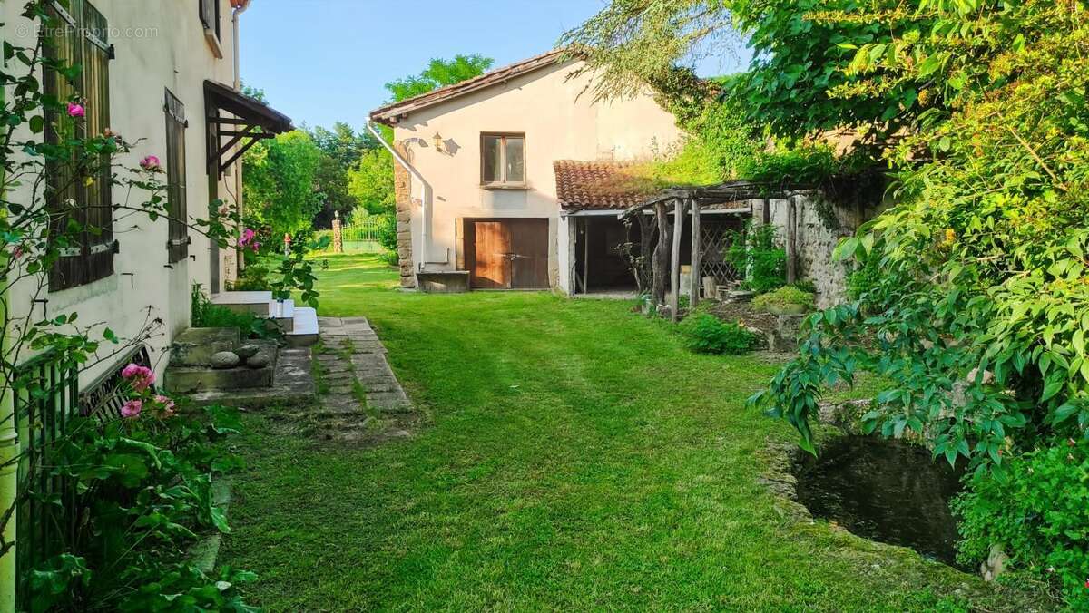 Maison à BEAUSEMBLANT