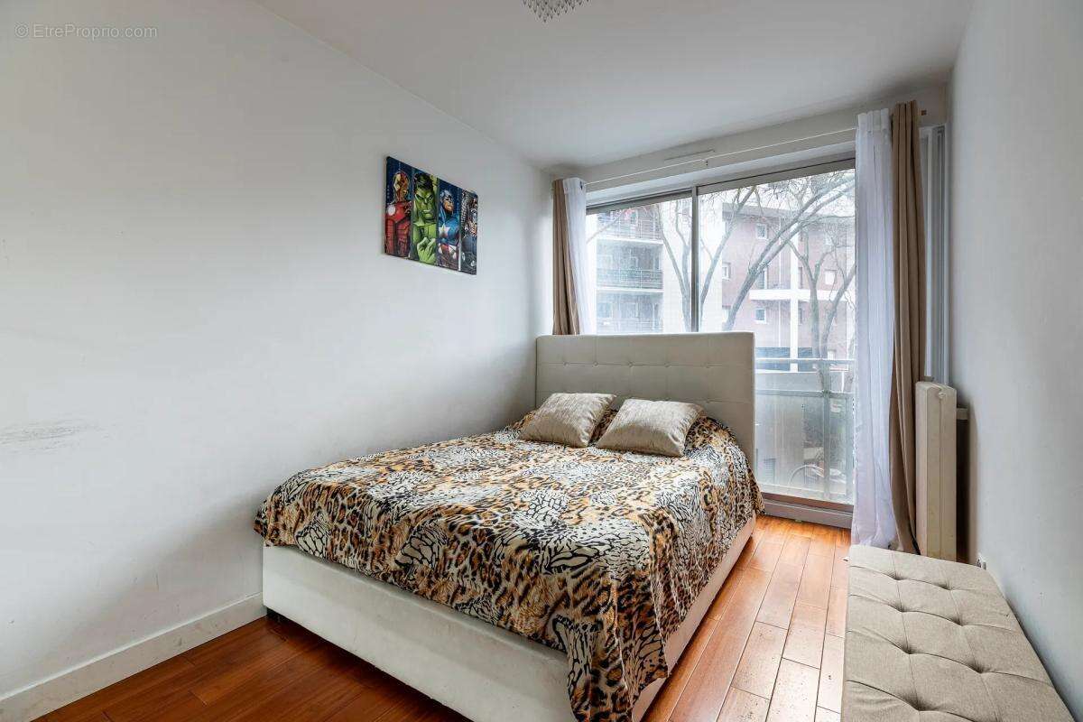 Appartement à PARIS-19E