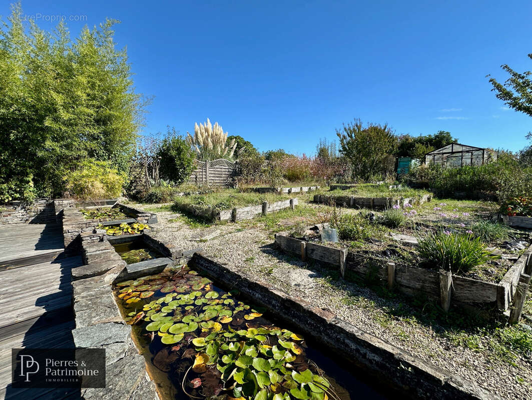 Maison à MAUVEZIN-SUR-GUPIE