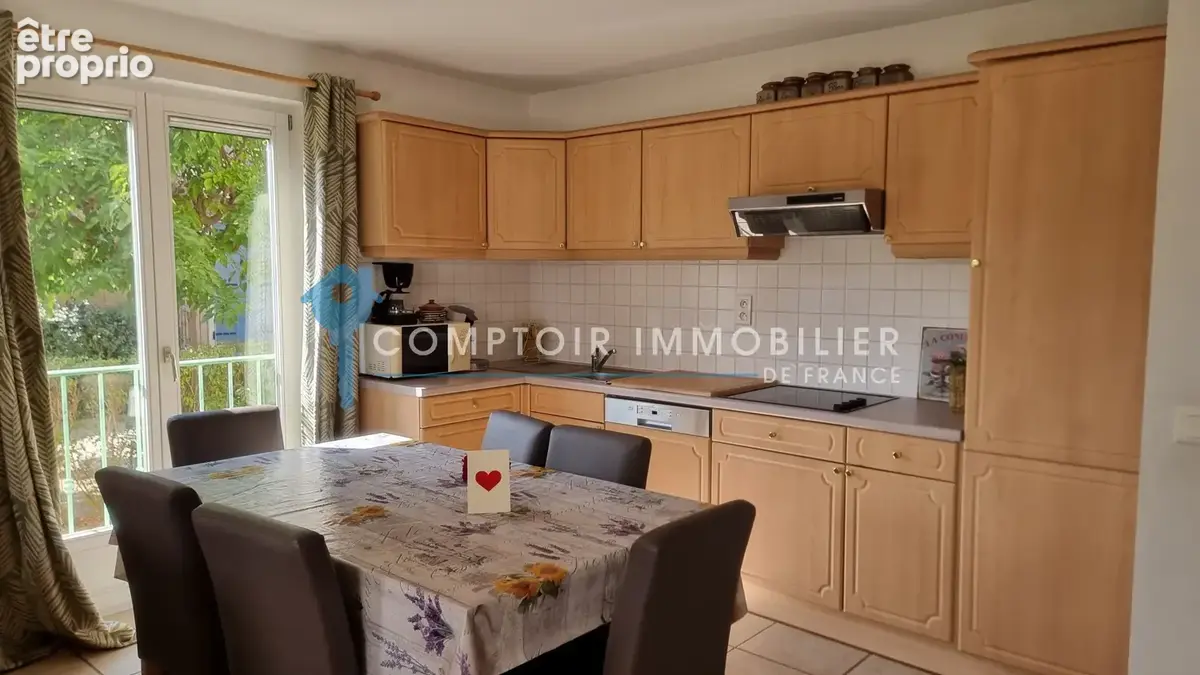 VAR (83) - À VENDRE - VIDAUBAN - Villa Triplex avec 3 chambres - photo 3