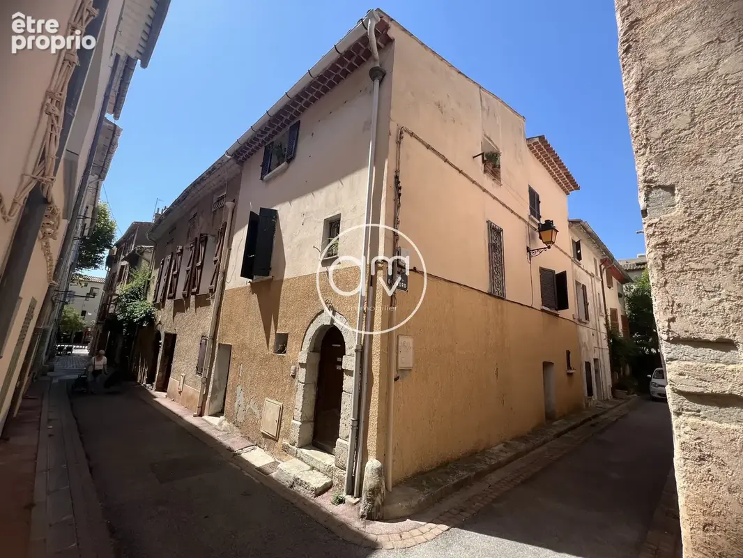 Appartement à LA VALETTE-DU-VAR