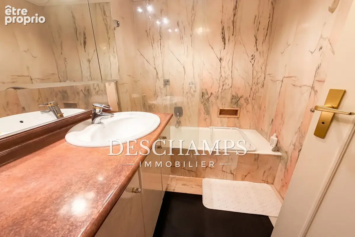 Appartement 1 pièce 31 m² à vendre à Antibes (06160) - photo 5