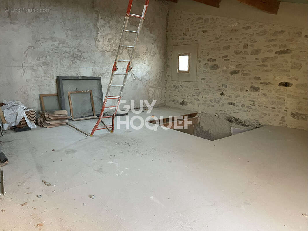 Maison à CAUMONT-SUR-DURANCE