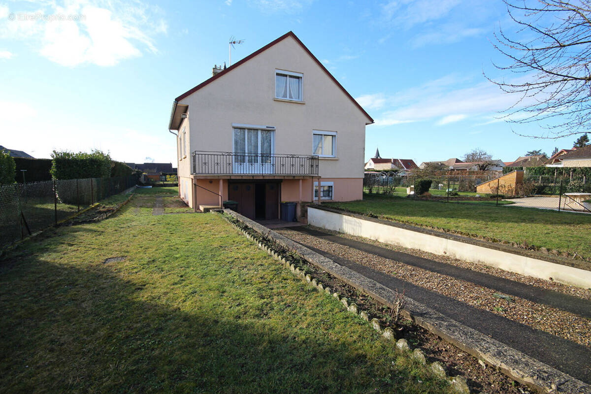 Maison à SAINT-MARTIN-LONGUEAU