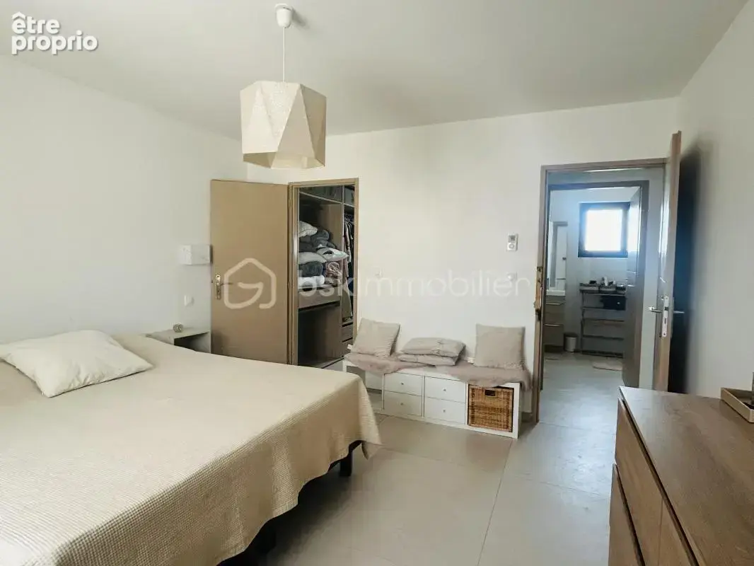 Maison contemporaine de 2022 avec piscine - photo 9