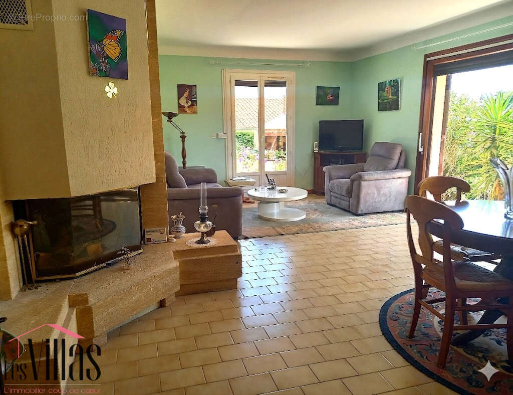 Maison à BAGES