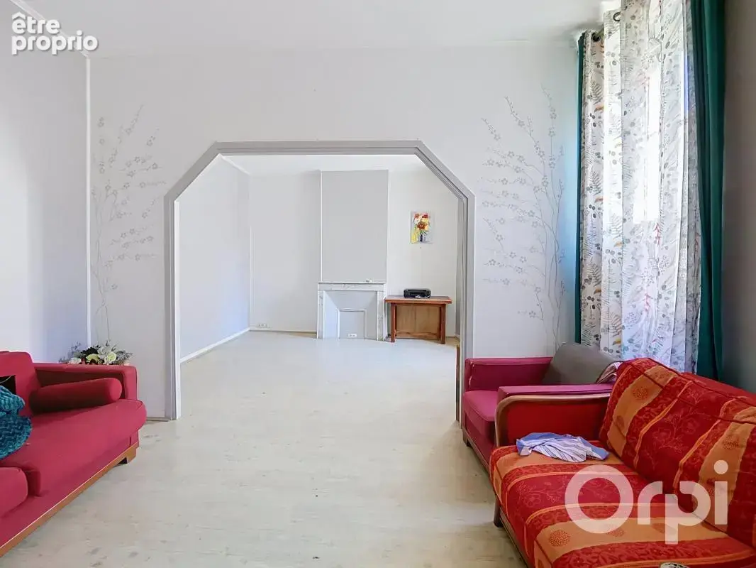 Toulon Ouest Pont du las (83200) Appartement Type 4 avec deux grande pièce de rangement sous comble - photo 2