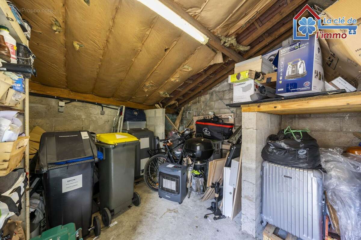 Maison à CHEVRY-COSSIGNY