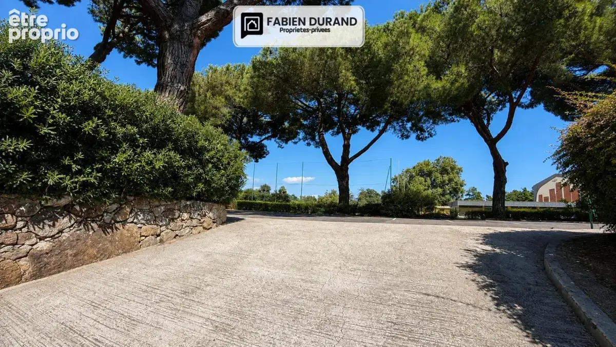 Double garage fermé ? 24 m² ? mandelieu-la-napoule ? résidence les 3 rivières - photo 12
