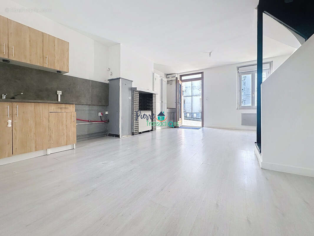 Maison à LILLEBONNE