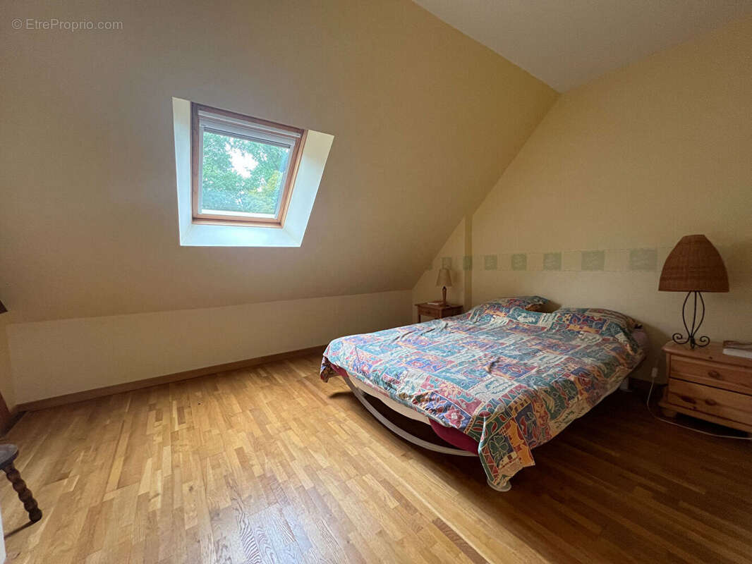 Maison à LA CHAPELLE-BOUEXIC