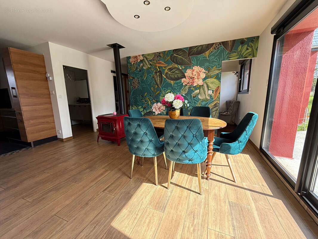 Maison à SAINT-MEEN-LE-GRAND