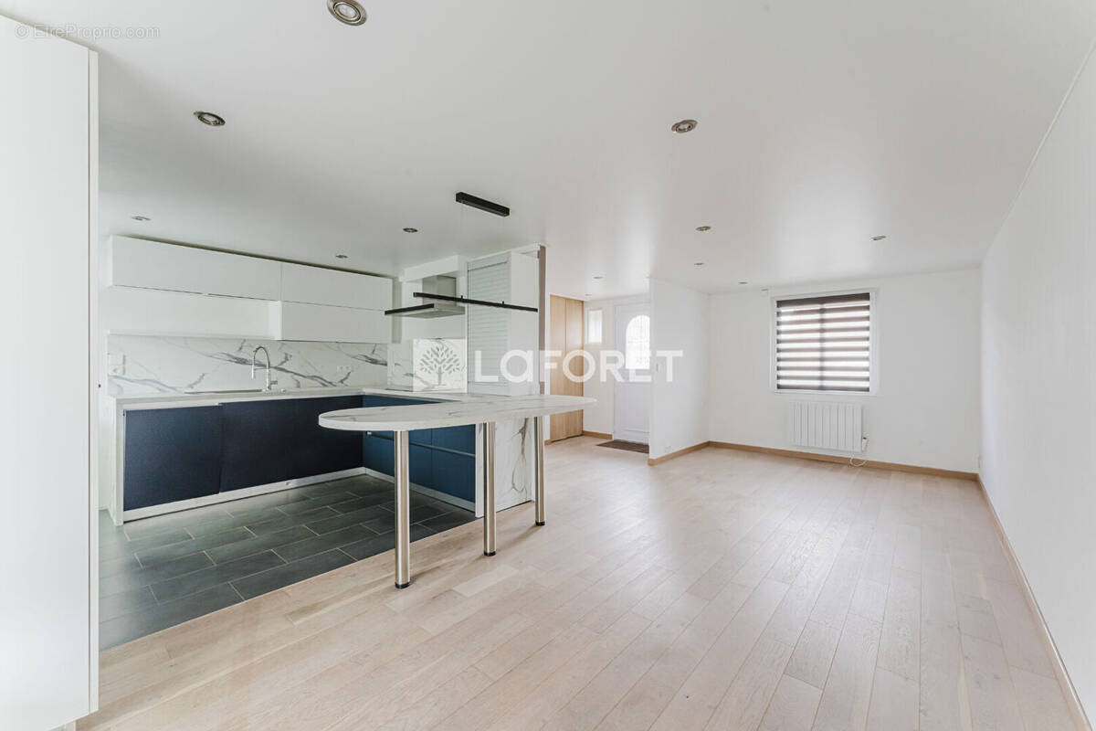 Maison à EVIN-MALMAISON