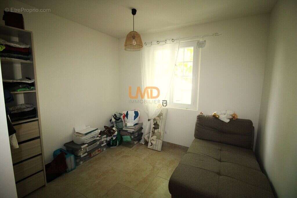 Maison à ALLEGRE-LES-FUMADES