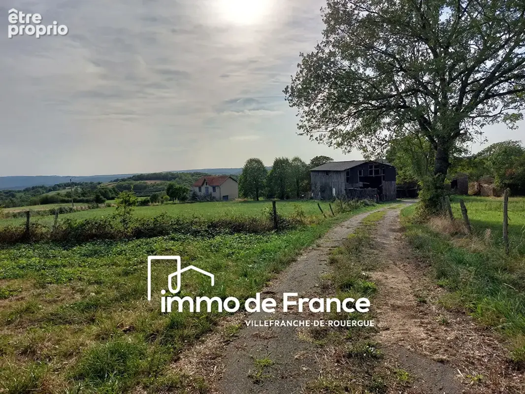 Corps de ferme à rénover ? 9 500m² de terrain ? 2 Maisons - Proche de Najac - photo 16