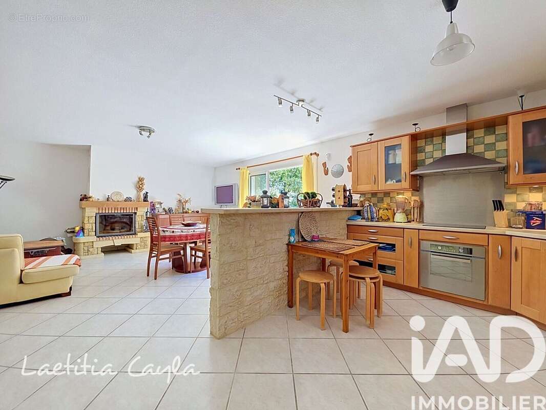 Maison 101 m² à Saint-Privat  - photo 3