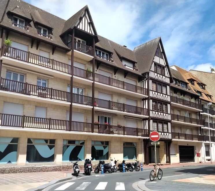 Appartement à DEAUVILLE