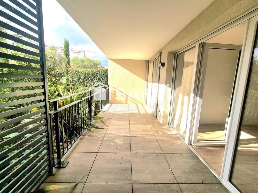 Photo 1 - Appartement à COGOLIN