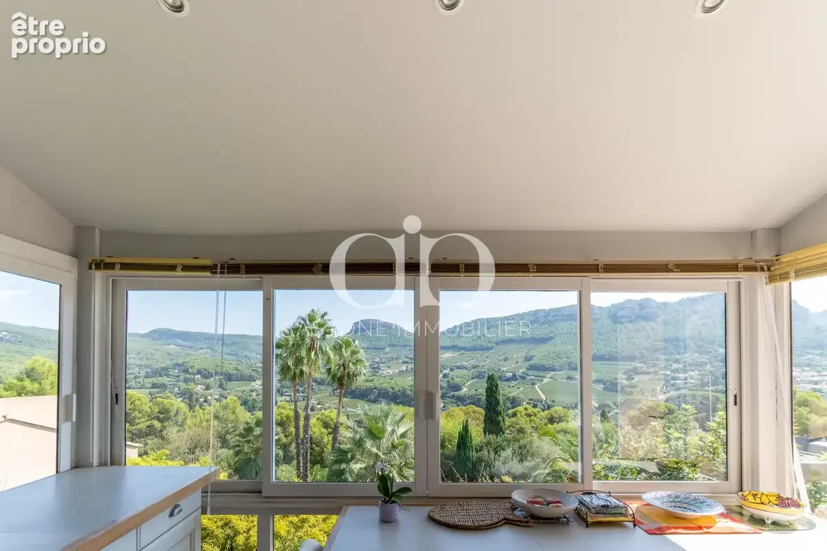 Cassis / propriete avec une vue magnifique - photo 21