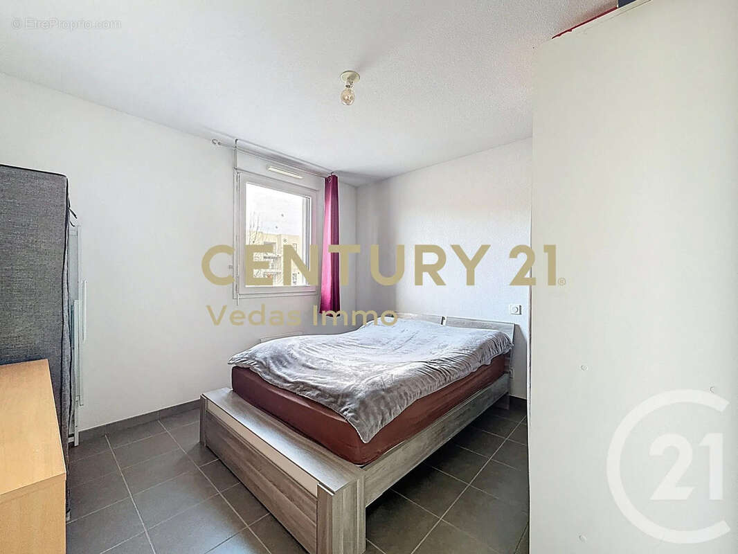 Appartement à SAINT-JEAN-DE-VEDAS